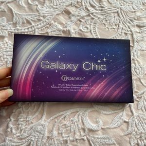 *new* galaxy chic 18 color eyeshadow kit